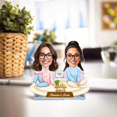 Personalized Car Dashboard Bobblehead Caricature Standee Custom with Face Cutout Solar Powered with Moving Head Feautre Sister Love Gift Birthday Gift for Sister & Bestie